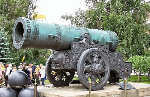 クレムリン　大砲の皇帝